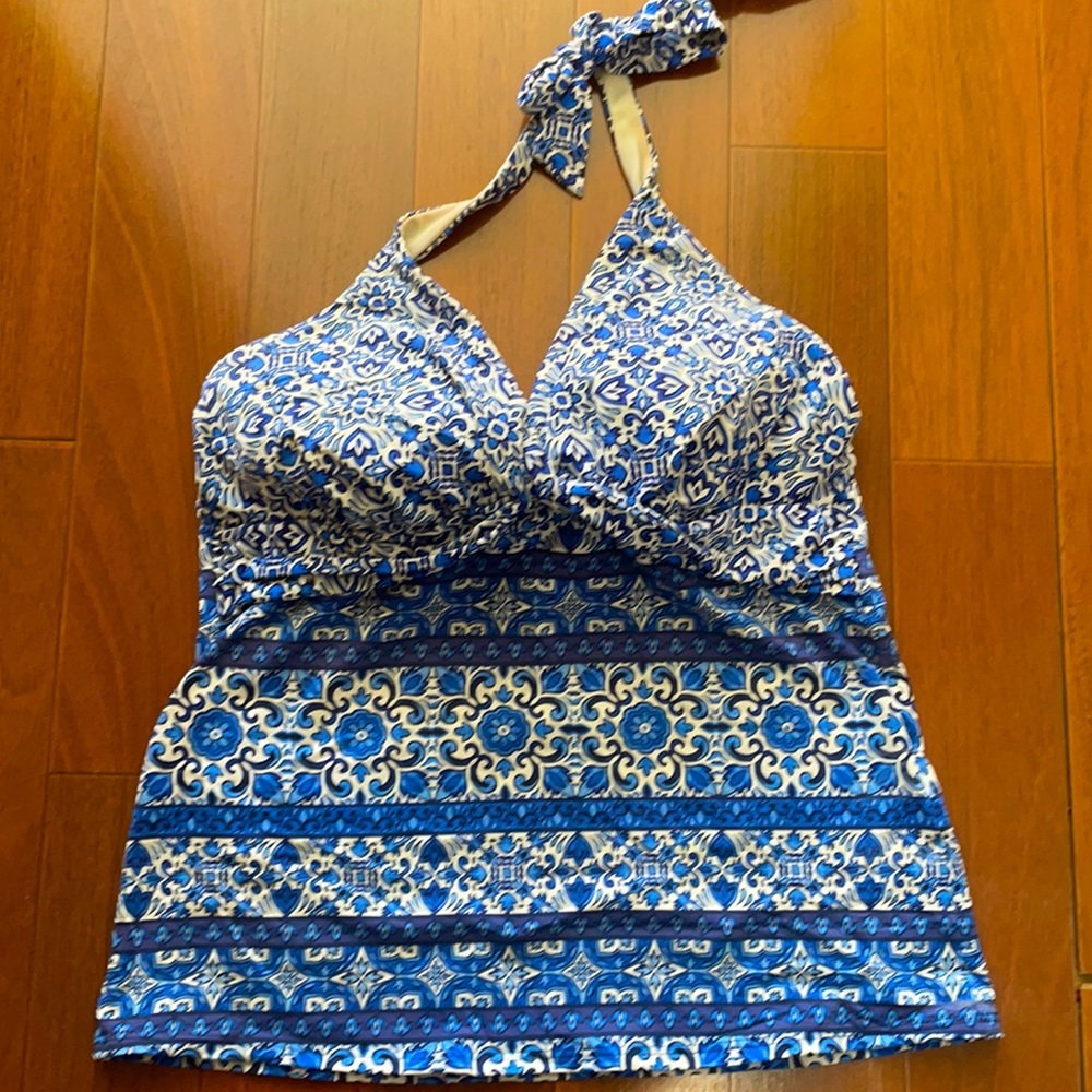 Women’s Lands End Halter Tankini Top 12D
